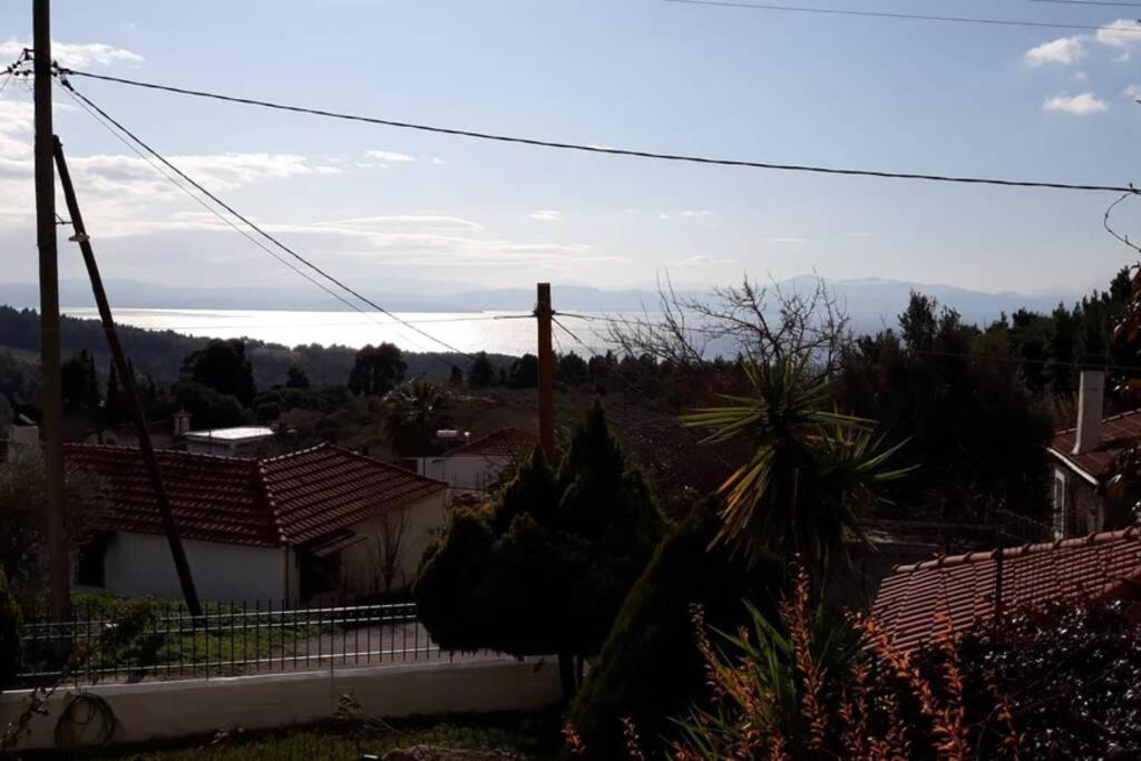 Σπίτι Στο Βουνό Αλλά Μια Ανάσα Από Τη Θάλασσα Villa Paleochori Ngoại thất bức ảnh
